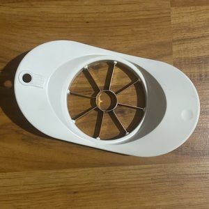 Good Cook Stainless Steel 2 In 1 Apple Slicer Divider